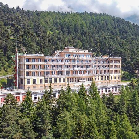 Pracatinat Hotel & Restaurant Фенестрелле Экстерьер фото