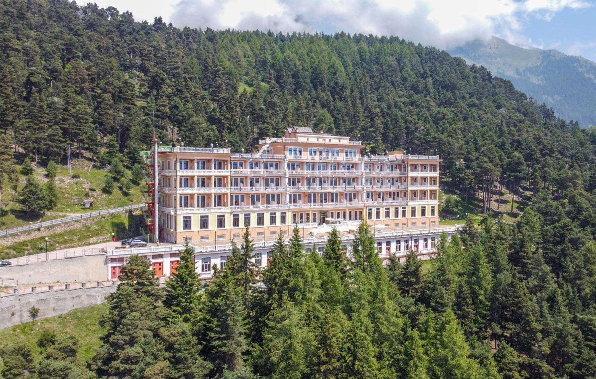 Pracatinat Hotel & Restaurant Фенестрелле Экстерьер фото